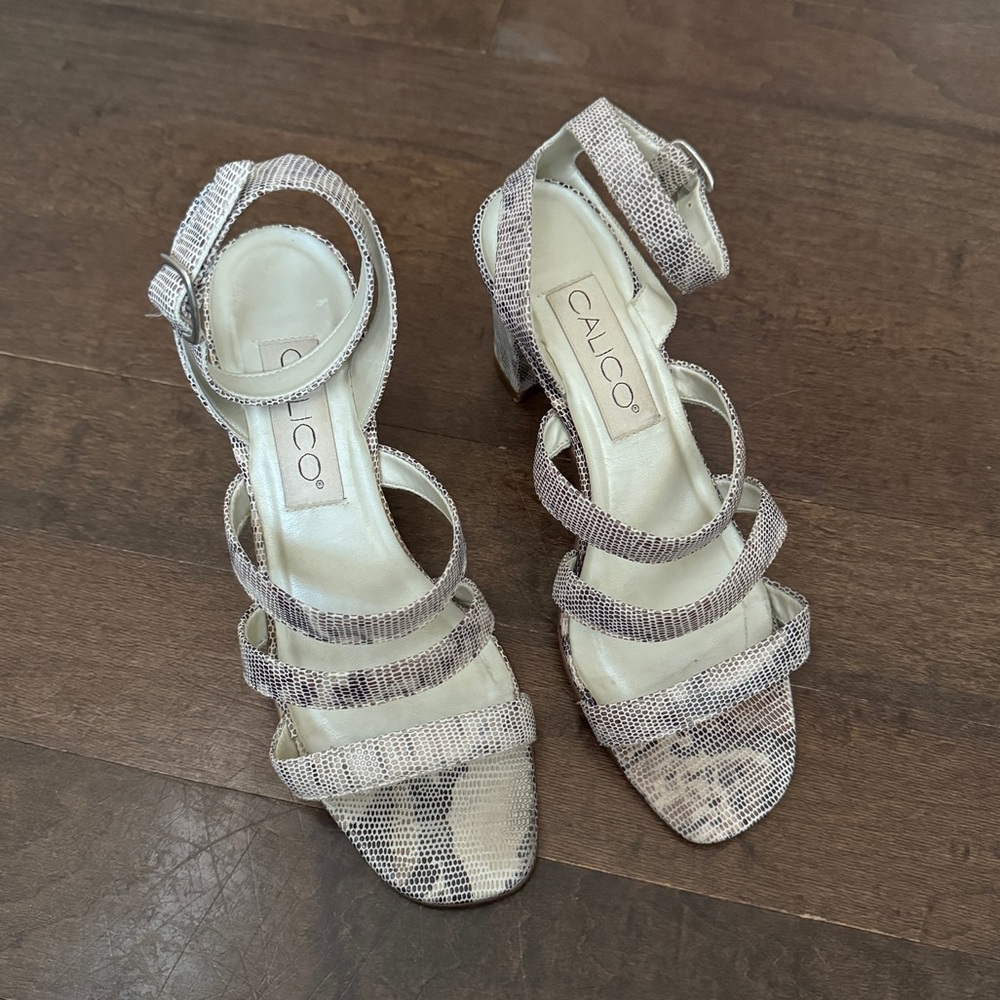 Vintage calico leather snakeskin pattern strappy block heel sandal shoe